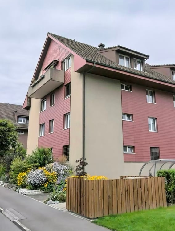 Charmante, altersgerechte 2.5-Zimmer-Wohnung im EG im Schoren-Quartier, Thun 1