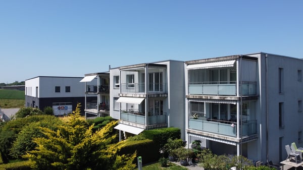Einziehen und Wohlfühlen: Ihr neues Zuhause mit Balkon / Wintergarten-Feeling zu jeder Jahreszeit! 1