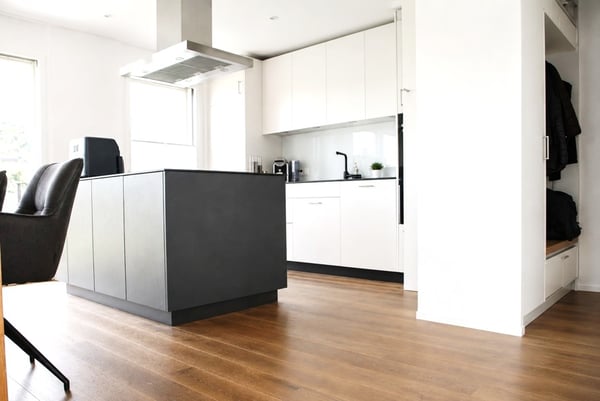 Moderne 7.5-Zimmer-Wohnung mit 2 Balkonen und schöner Aussicht in Affoltern am Albis 8