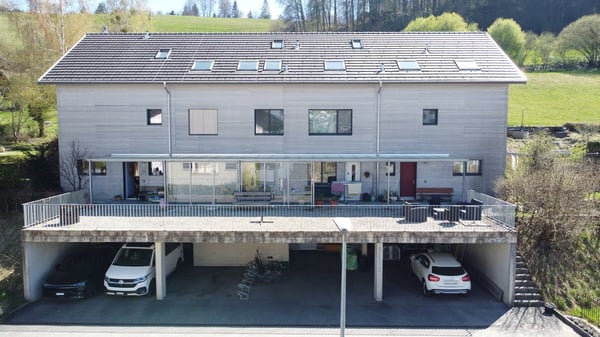 Familienfreundliches, modernes & grosszügiges Reihen-Eckeinfamilienhaus mit Garten und vielen Extras 5