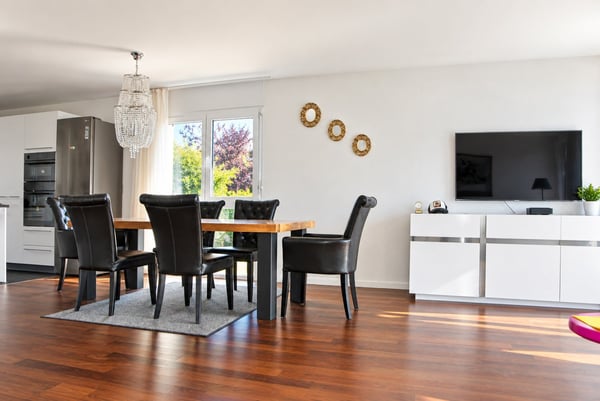 Modernes, familienfreundliches 5.5 Zimmer Doppeleinfamilienhaus auf dem Gyrisberg in Burgdorf 11