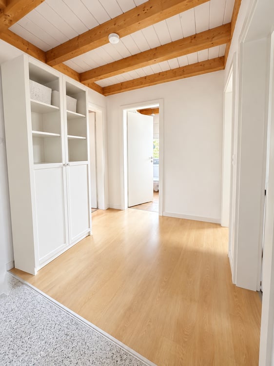 4.5-Zimmer-Maisonettewohnung mit Galerie, Balkon und Gartenanteil 8