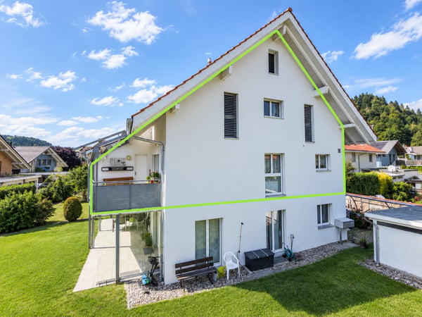 4.5-Zimmer-Maisonettewohnung mit Galerie, Balkon und Gartenanteil 1