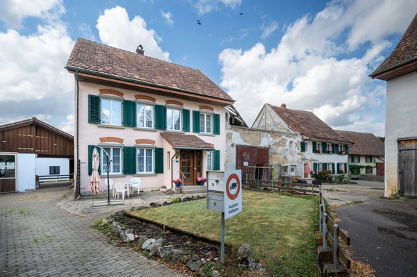 Wohnen und Arbeiten im Herzen von Lohn – vielseitige Liegenschaft mit grossem Potenzial 21