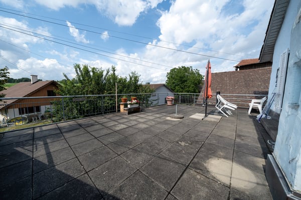 Wohnen und Arbeiten im Herzen von Lohn – vielseitige Liegenschaft mit grossem Potenzial 17