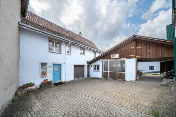 Wohnen und Arbeiten im Herzen von Lohn – vielseitige Liegenschaft mit grossem Potenzial 7