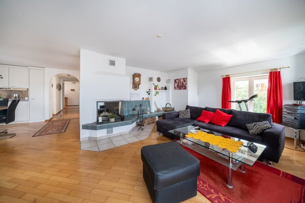 Wohnen und Arbeiten im Herzen von Lohn – vielseitige Liegenschaft mit grossem Potenzial 9