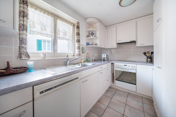 Wohnen und Arbeiten im Herzen von Lohn – vielseitige Liegenschaft mit grossem Potenzial 13