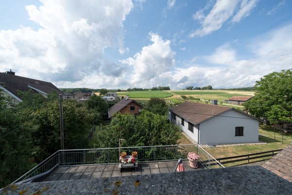 Wohnen und Arbeiten im Herzen von Lohn – vielseitige Liegenschaft mit grossem Potenzial 20