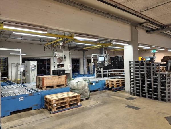 Automatisiertes Hochregallager mit Fördertechnik & Ausbaupotenzial 8