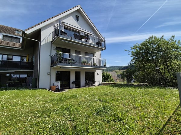 Exklusive moderne Eigentumswohnung in Zeiningen 12