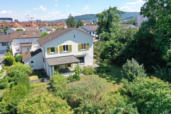 Wohnen mit Charme, Haus mit grossem Garten und Weitsicht 1
