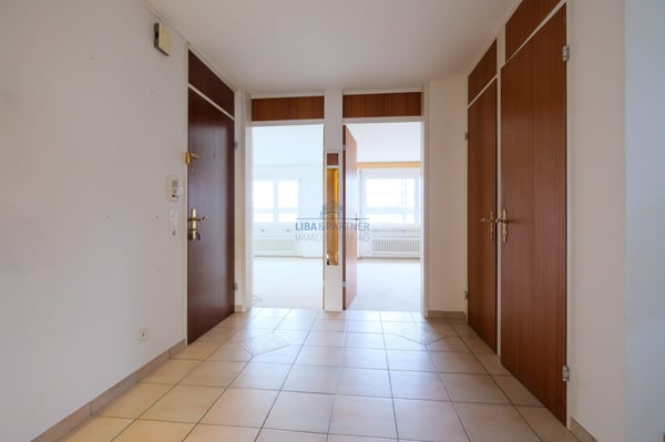 Stilvolle Attikawohnung mit Weitblick, Ruhe und sonnigen Aussenflächen 6