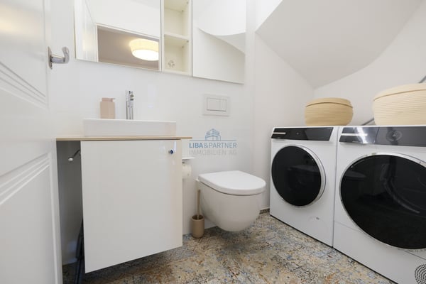 Stilvolles Altbau-Duplex-Penthouse mit AC im beliebten Gellertquartier 12