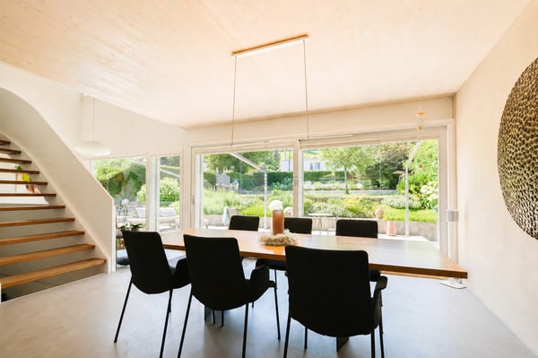 Zeitlose Eleganz trifft Wohnkomfort Modernes EFH mit Pool & Gartenoase 5