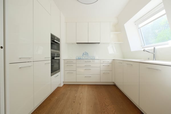 Voll klimatisiertes Duplex-Penthouse mit grosszügiger Dachterrasse 5