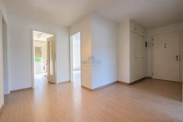 Grosszügige 4.5-Zimmer-Eigentumswohnung an zentraler Lage 2