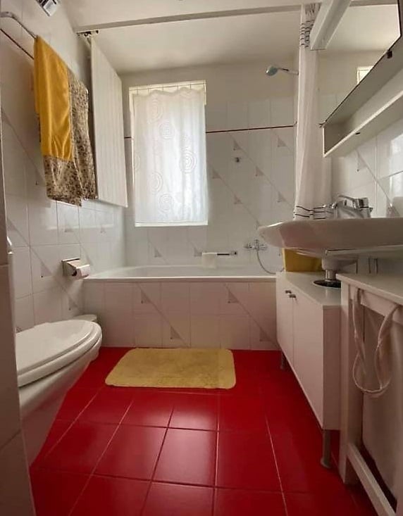 Appartamento arredato di 1 locali a Lugano-Pregassona 4