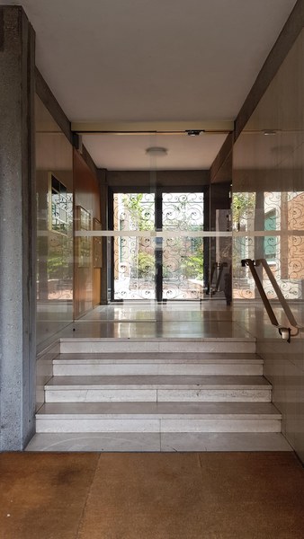 Ufficio 1.5 locali in zona centrale e di forte passaggio 2