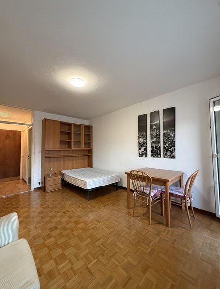 Affittiamo monolocale nei pressi dell'università 2