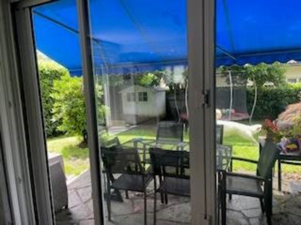 Casa unifamiliare 1.5 locali con giardino. Animali benvenuti. 3