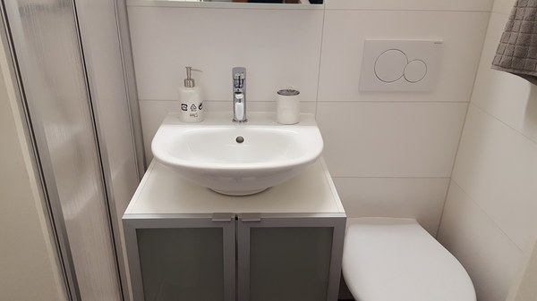 Studio ammobiliato nei pressi dell'università. Disponibilità da concordare 4