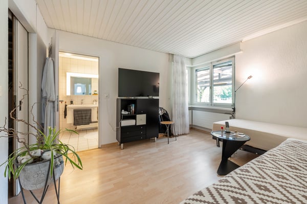 An ruhiger Wohnlage mit fantastischer Weitsicht 5