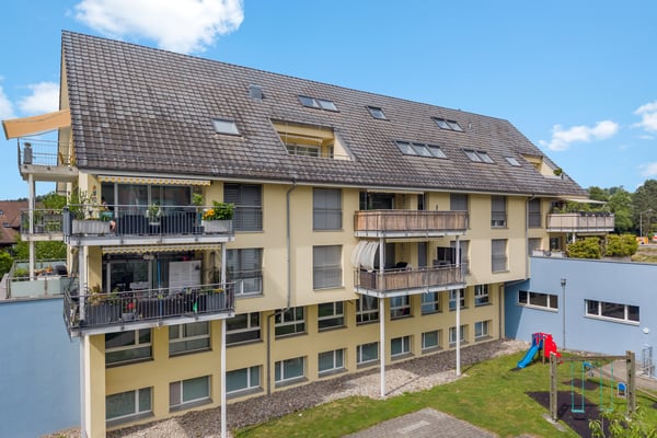 Wohnen auf zwei Ebenen mit Galerie und eigener Loggia 9