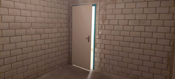 Geräumiger Bastelraum 3