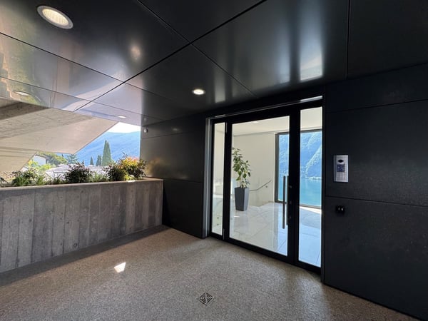 VILLA A CASTAGNOLA - RESIDENZA PARCO S.ANNA 6