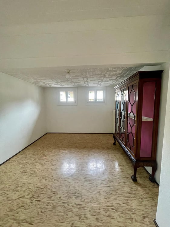 AFFITTASI 1 LOCALI A LUGANO - CASSARATE 6