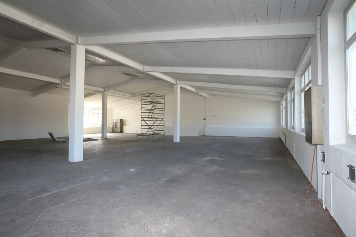 Espace commercial / espace de stockage à Aadorf