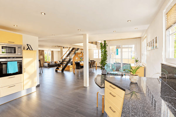 Stilvolles 5.5-Zimmer-EFH mit grosszügigem Fahrzeugabstellangebot 6