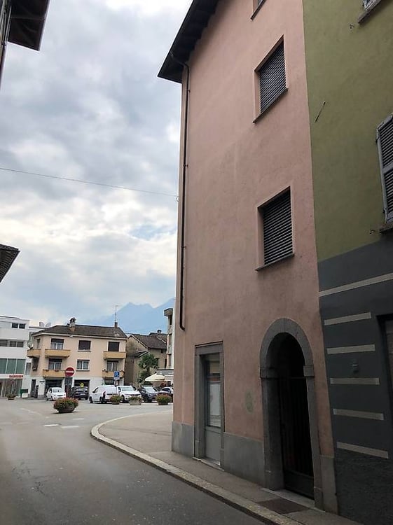 Biasca - Stabile a reddito in zona centralissima 2