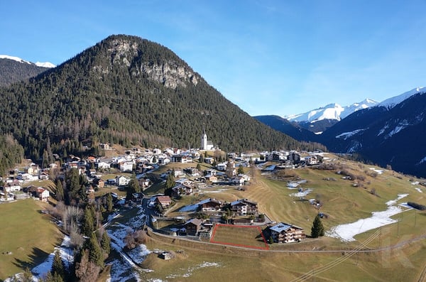 Traumhaftes Grundstück an toller Aussichtslage im Albulatal- Schmitten 3