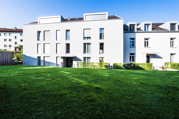 Aussergewöhnliche 3.5 Zimmerdachwohnung mit Eigentumsstandart Ausbau 6