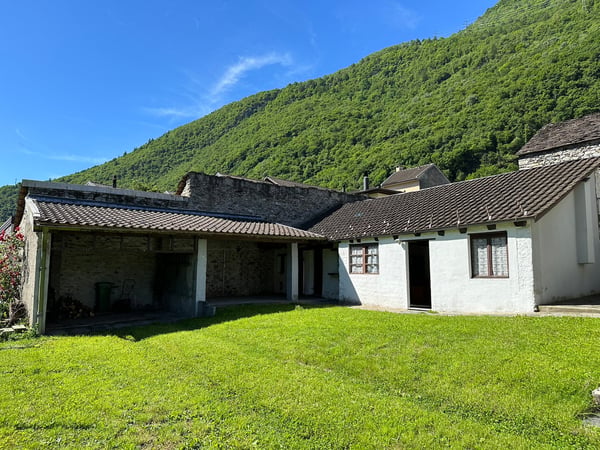 Casa bifamiliare, ottima posizione 4