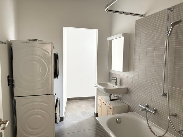 Spazioso appartamento di 1 locali a Biasca con balcone 10