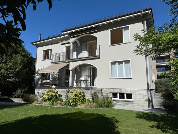 Moderno appartamento 7.5 locali con balcone a Bellinzona