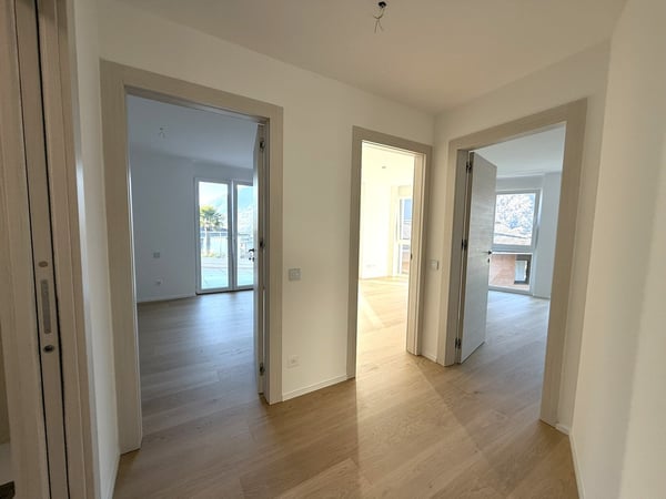 Moderno 1.5 locali con vista, 2 box inclusi ! 6