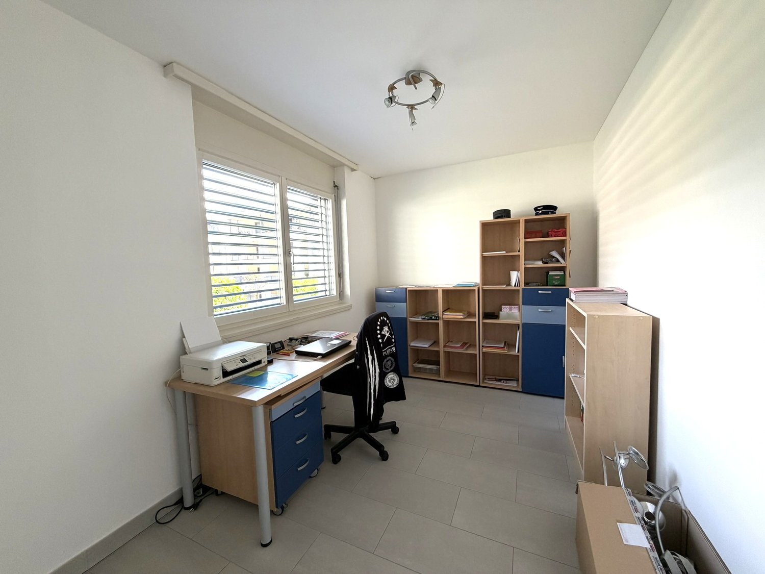 Immobilie in Gudo - Villa bifamiliare dalle dimensioni generose - Bild 19