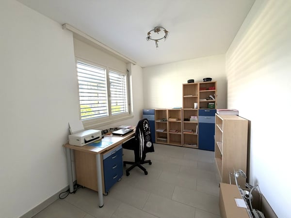 Villa bifamiliare dalle dimensioni generose 20