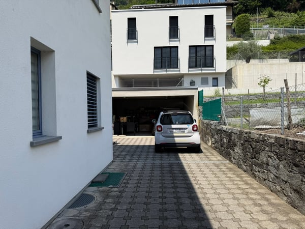 Villa bifamiliare dalle dimensioni generose 3