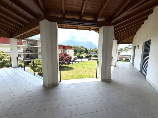 Villa bifamiliare dalle dimensioni generose 22