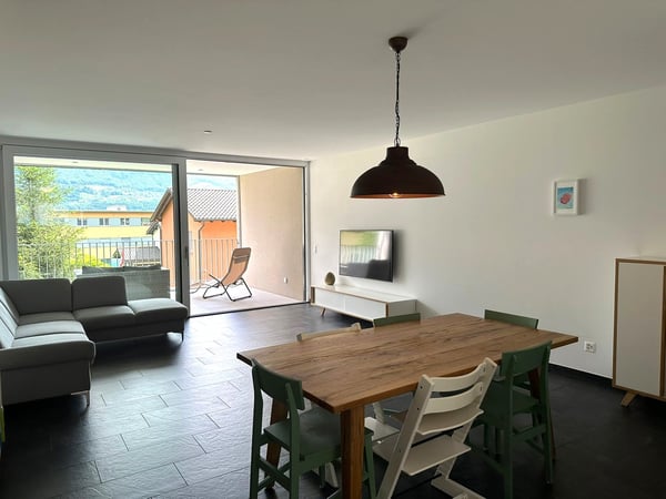 Spazioso 2.5 locali, zona residenziale ben servita! 5