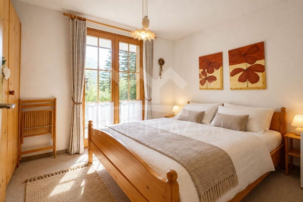 Charmantes Ferienchalet im Skigebiet mit toller Aussicht 4