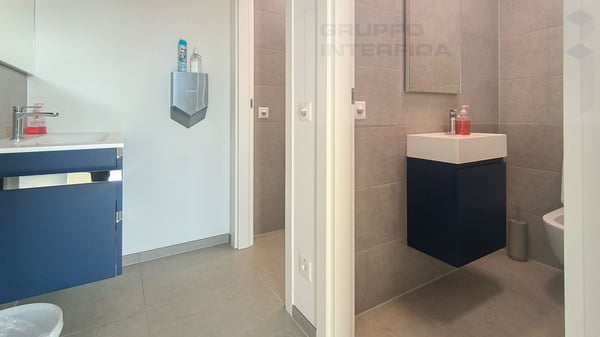 MODERNO UFFICIO OPEN SPACE COMPLETAMENTE ARREDATO 8