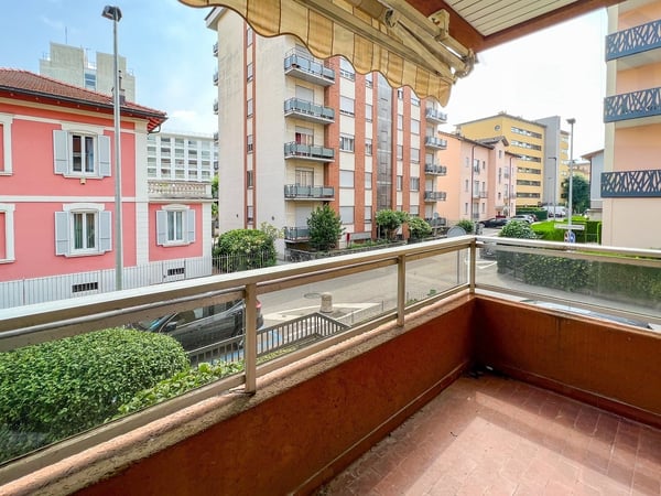 APPARTAMENTO 1.5 LOCALI PARZIALMENTE RISTRUTTURATO 2