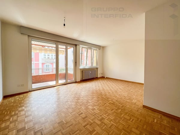 APPARTAMENTO 1.5 LOCALI PARZIALMENTE RISTRUTTURATO 3