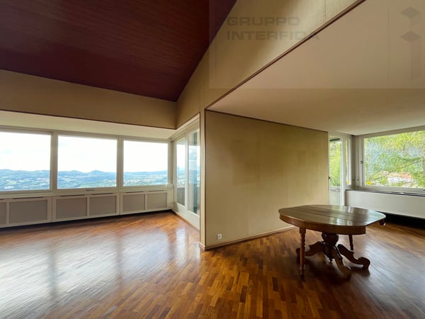 VILLA CONTEMPORANEA CON PISCINA 7